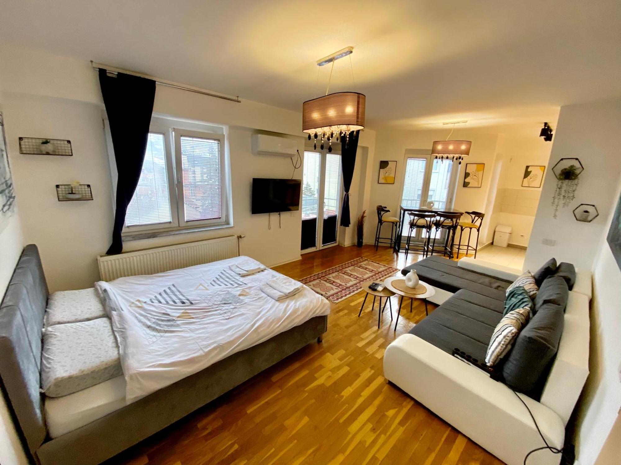 Kent Apartments 普里什蒂纳 外观 照片