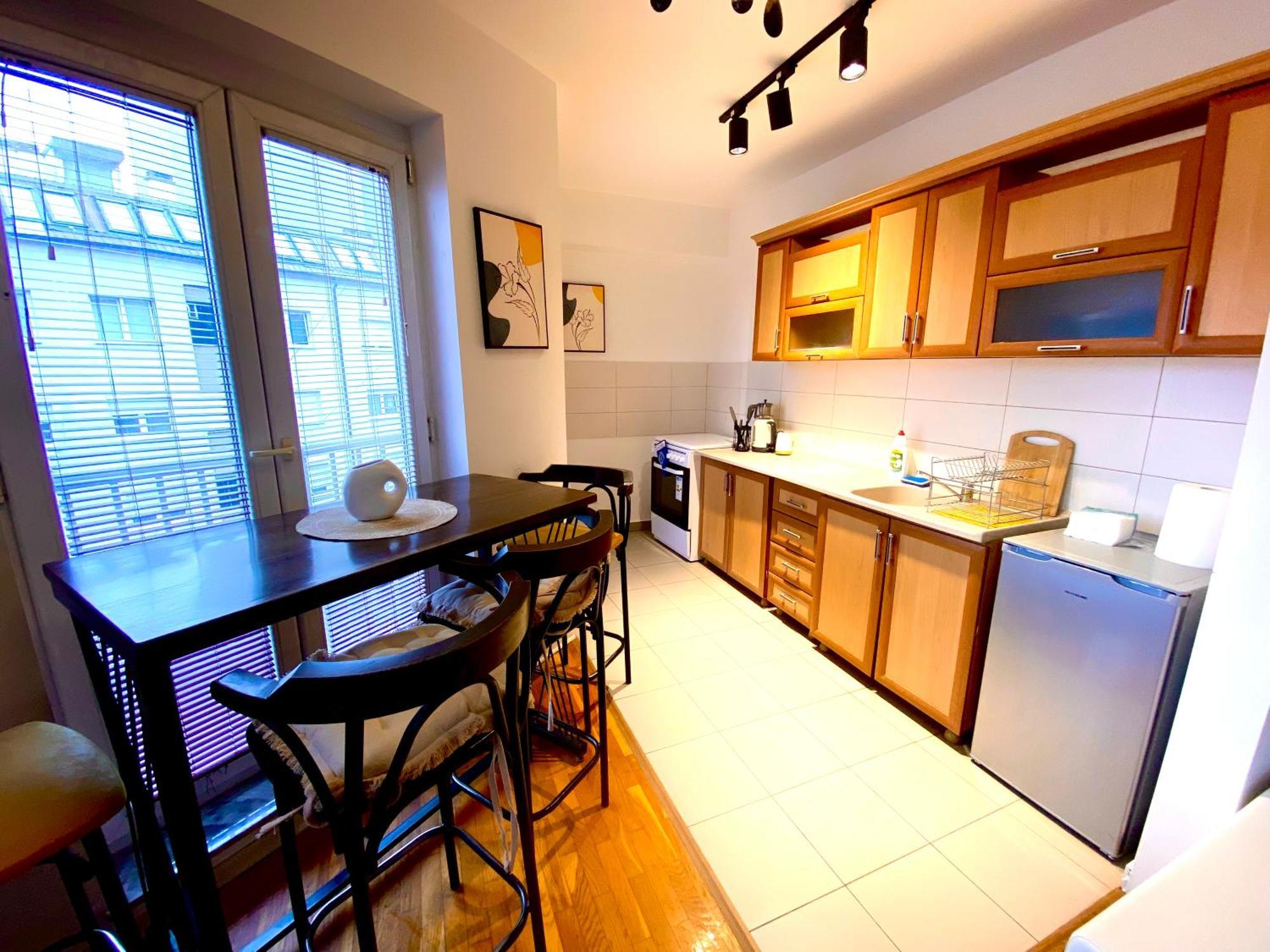 Kent Apartments 普里什蒂纳 外观 照片